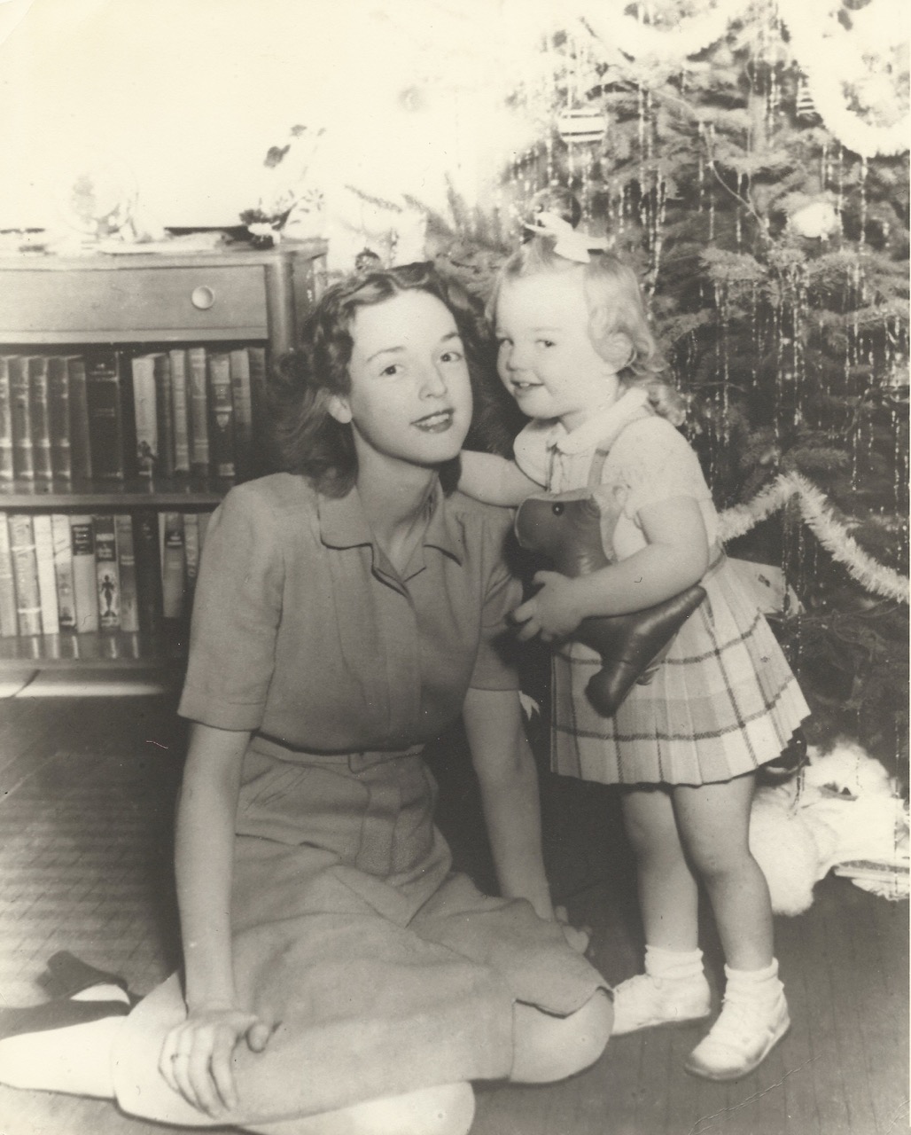 Sherry as toddler and mother Betty